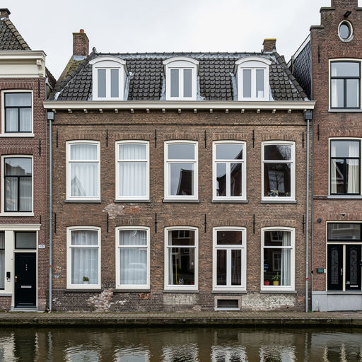 foto van ouderwetse huizen